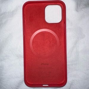 iPhone 12 Apple silicone MagSafe case